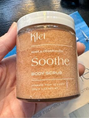 Klei Rose & Cedarwood Body Scrub New